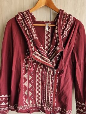 Maroon Embroidered Zip Hoodie Cardigan